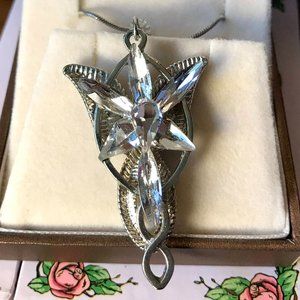 The Evenstar Pendant of Arwen
